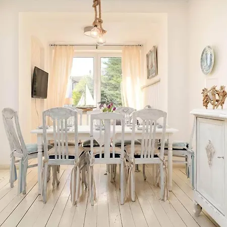 Koserow, Usedom, 8 Pers., Hunde Erlaubt Holiday home Koserow